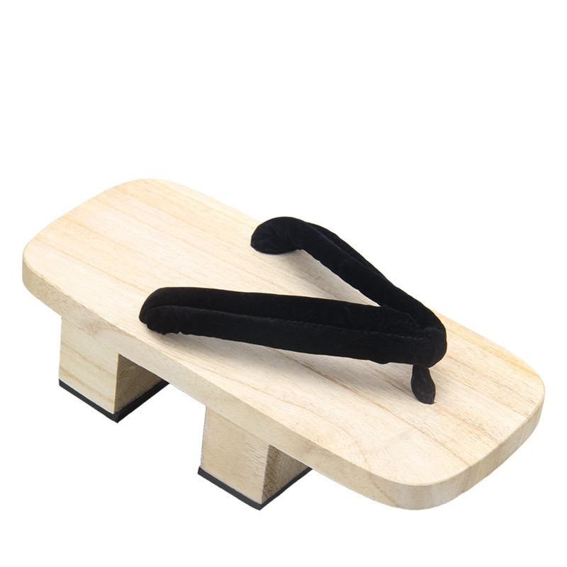 Drewniane chodaki w stylu japo – Geta Wooden Sandal recenzja i cena