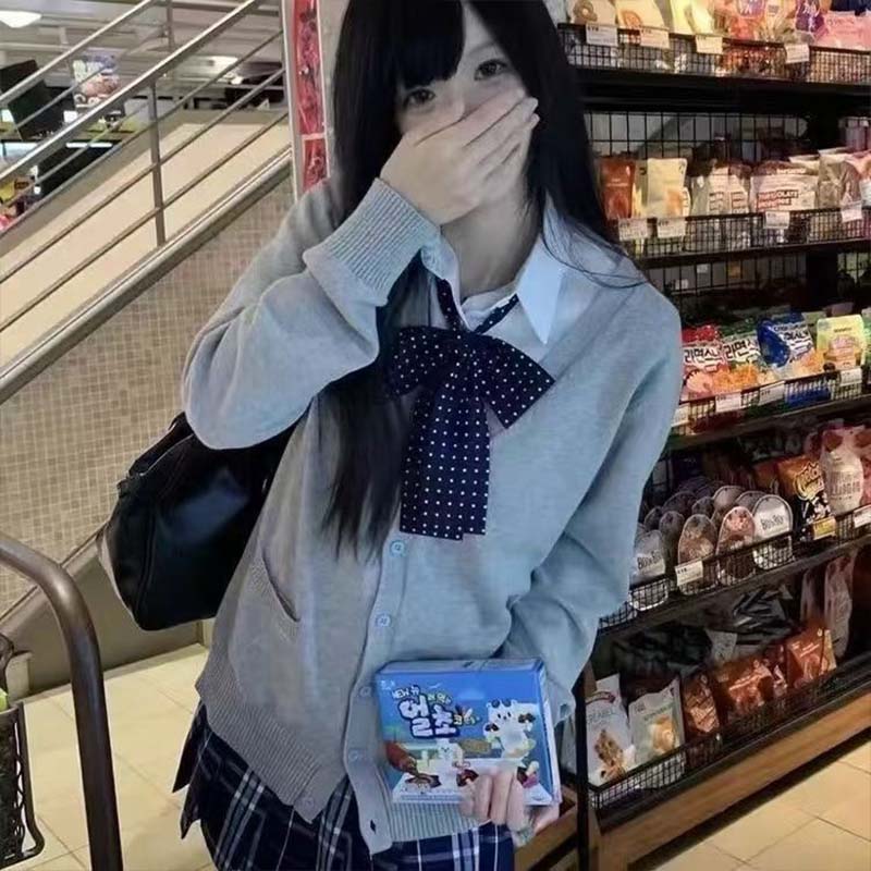 Słodki sweter wiatrowy Wiosna  – Japanese Snacks recenzja i cena
